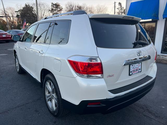 used 2013 Toyota Highlander car, priced at $14,995