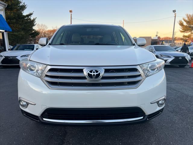 used 2013 Toyota Highlander car, priced at $14,995