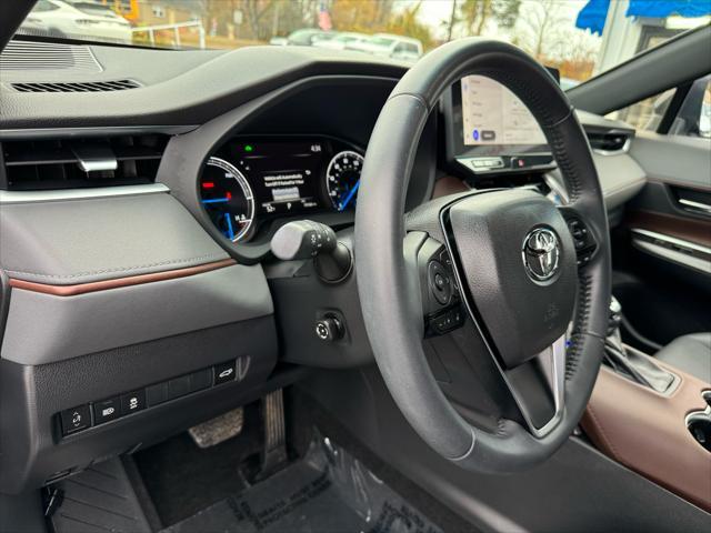 used 2023 Toyota Venza car