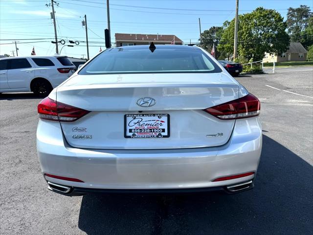 used 2015 Hyundai Genesis car
