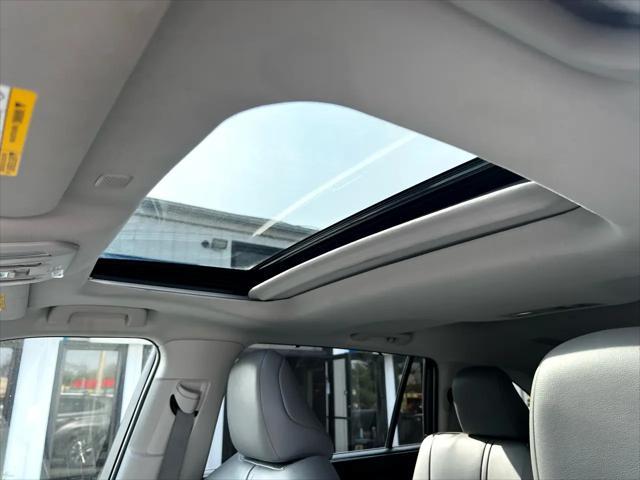 used 2022 Toyota Highlander car, priced at $33,995