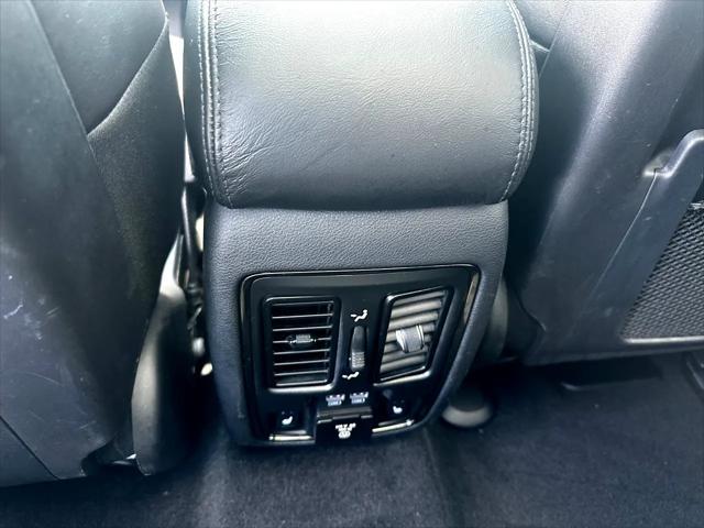used 2020 Jeep Grand Cherokee car, priced at $24,995