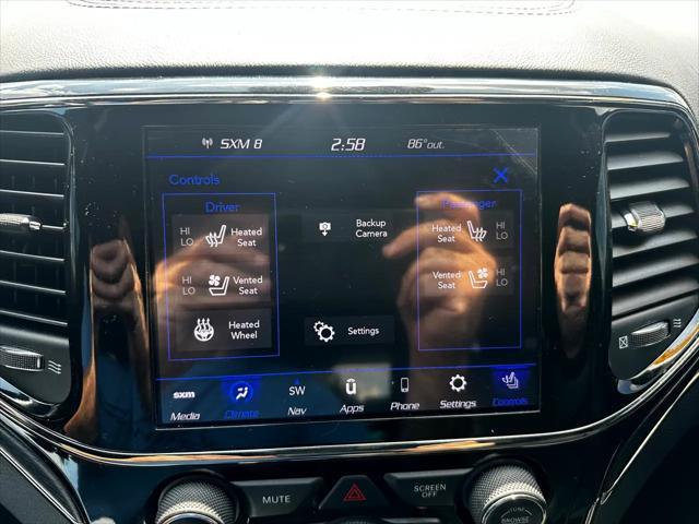 used 2020 Jeep Grand Cherokee car, priced at $24,995