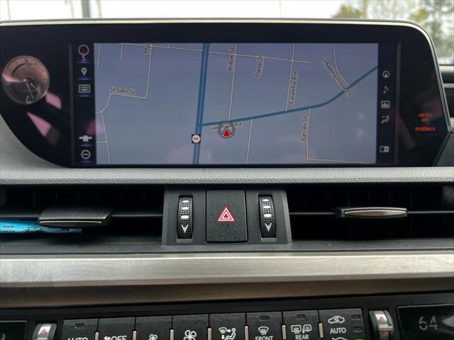 used 2019 Lexus ES 300h car, priced at $26,495