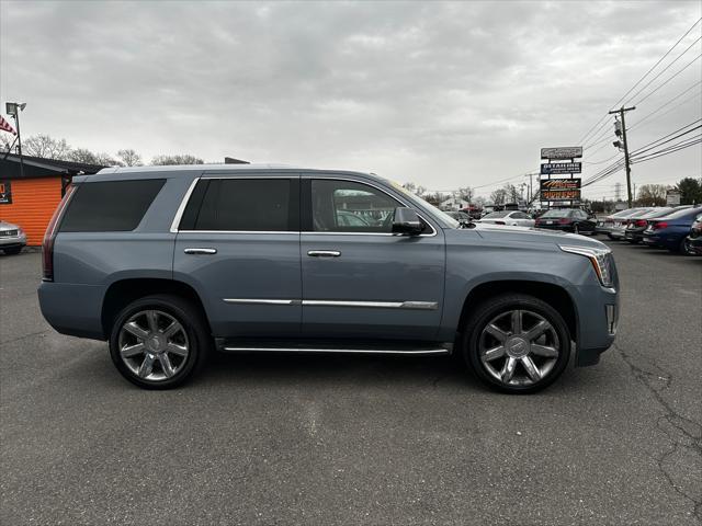 used 2016 Cadillac Escalade car, priced at $25,995