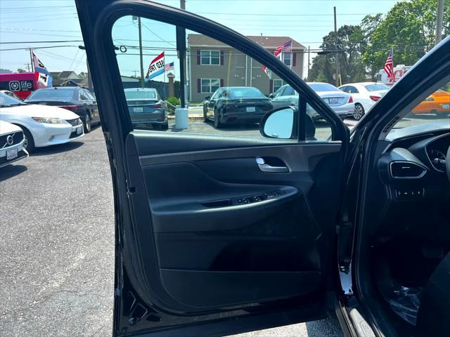 used 2020 Hyundai Santa Fe car, priced at $17,995