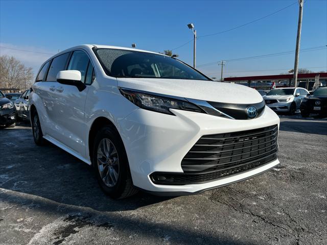 used 2022 Toyota Sienna car, priced at $33,495