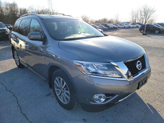 used 2015 Nissan Pathfinder car, priced at $9,995