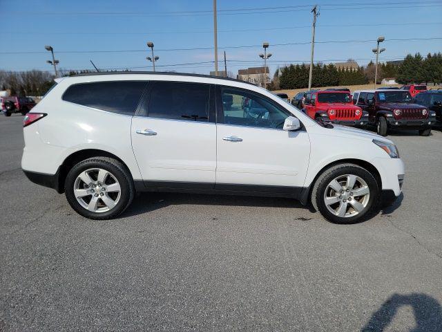 used 2016 Chevrolet Traverse car, priced at $9,900