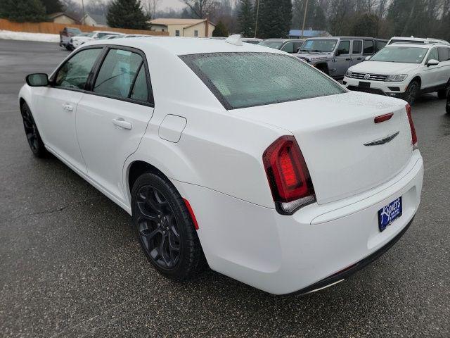 used 2019 Chrysler 300 car, priced at $13,495