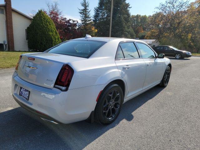 used 2020 Chrysler 300 car, priced at $18,995