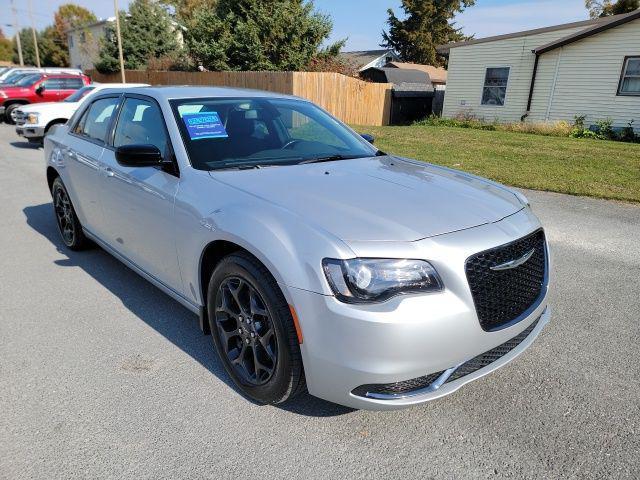 used 2020 Chrysler 300 car, priced at $18,995