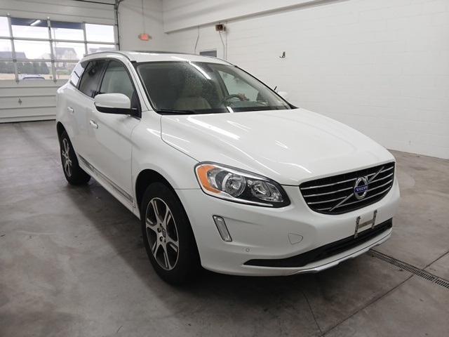 used 2015 Volvo XC60 car, priced at $15,895
