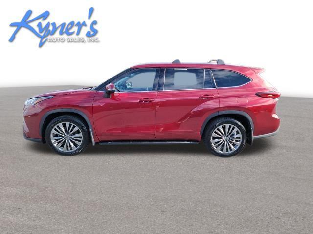 used 2020 Toyota Highlander car, priced at $34,995