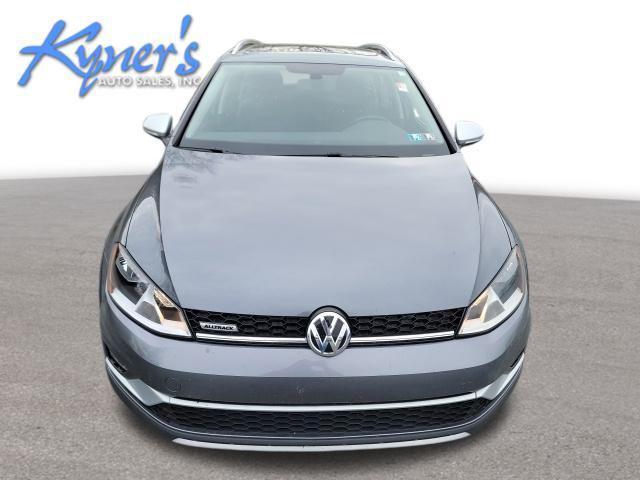 used 2017 Volkswagen Golf Alltrack car, priced at $15,995