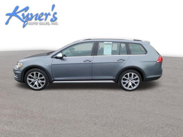 used 2017 Volkswagen Golf Alltrack car, priced at $15,995