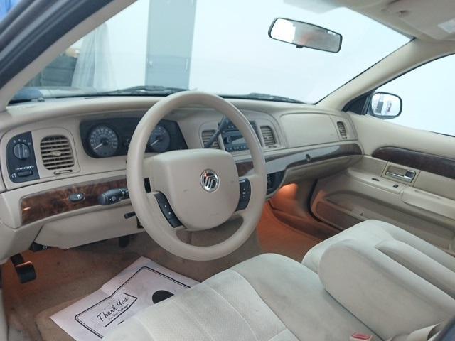 used 2007 Mercury Grand Marquis car, priced at $9,995