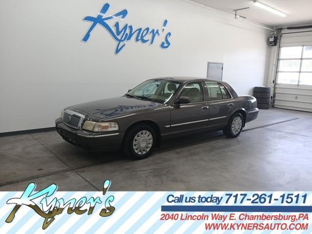 used 2007 Mercury Grand Marquis car, priced at $9,995