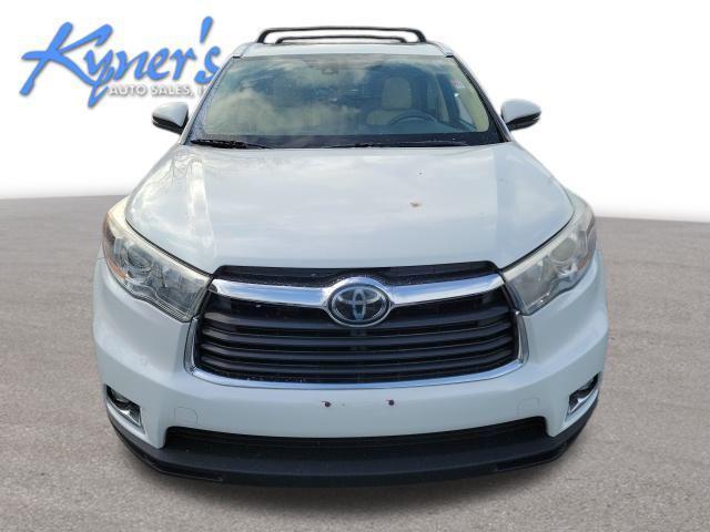 used 2016 Toyota Highlander car, priced at $20,995