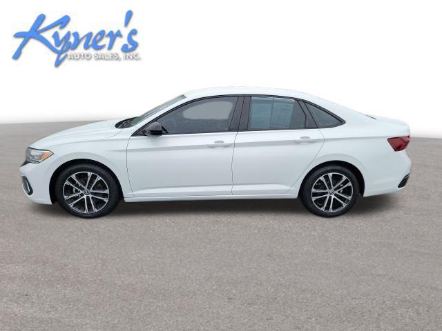 used 2022 Volkswagen Jetta car, priced at $19,812