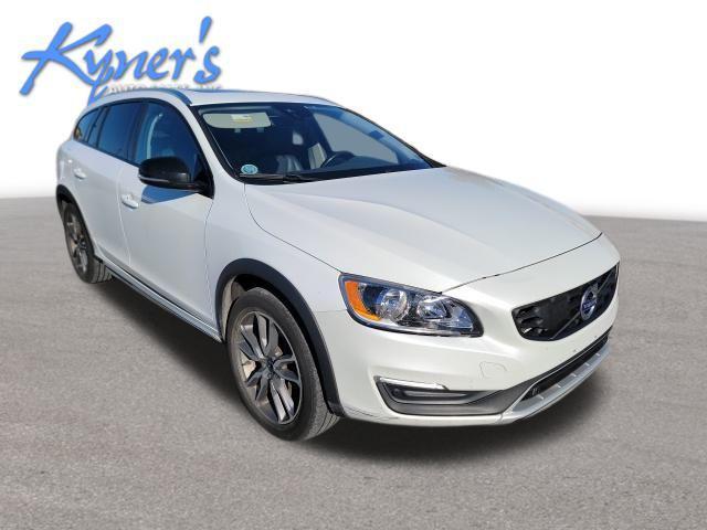 used 2018 Volvo V60 Cross Country car, priced at $19,995