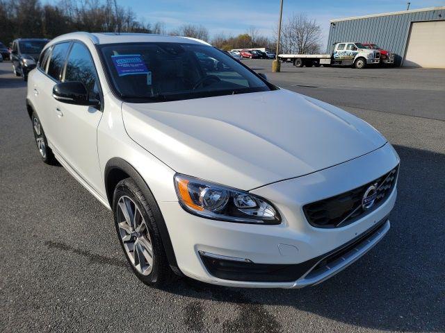 used 2018 Volvo V60 Cross Country car, priced at $16,495