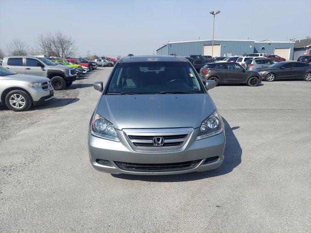 used 2007 Honda Odyssey car, priced at $3,900