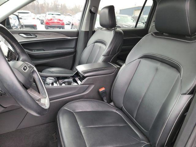 used 2021 Jeep Grand Cherokee L car, priced at $28,795