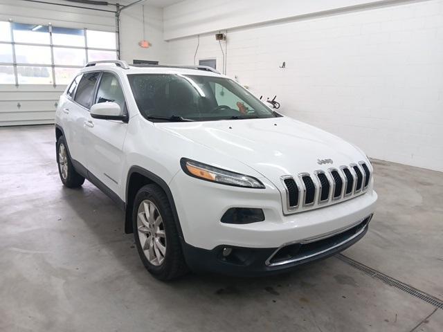 used 2015 Jeep Cherokee car, priced at $14,495