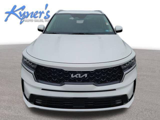 used 2023 Kia Sorento Hybrid car, priced at $32,995