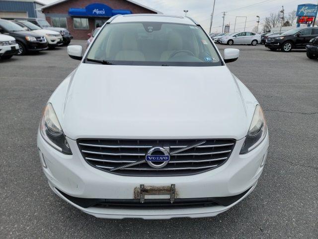 used 2016 Volvo XC60 car, priced at $12,995