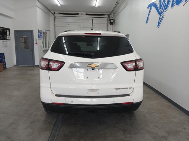 used 2015 Chevrolet Traverse car, priced at $9,900
