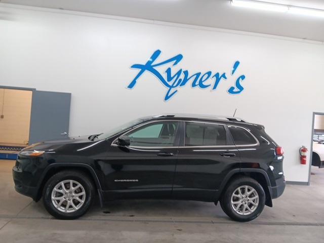 used 2018 Jeep Cherokee car, priced at $14,495