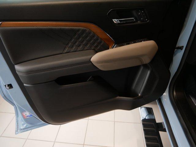 new 2025 GMC Canyon car, priced at $54,999