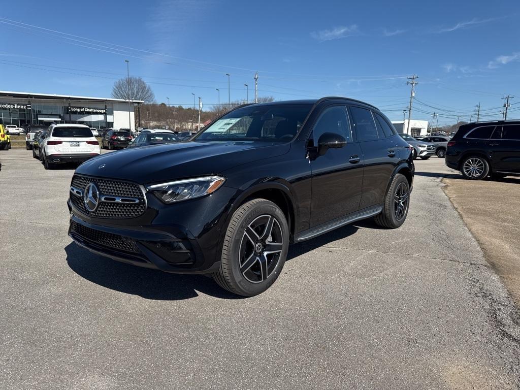 new 2025 Mercedes-Benz GLC 300 car, priced at $63,935