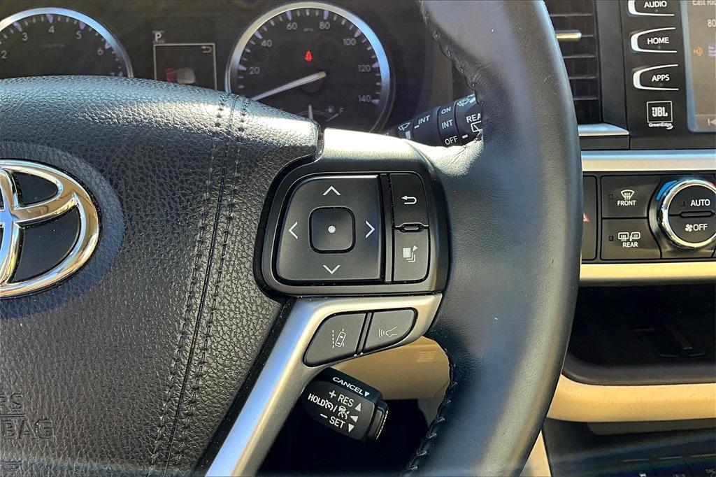 used 2018 Toyota Highlander car, priced at $28,200