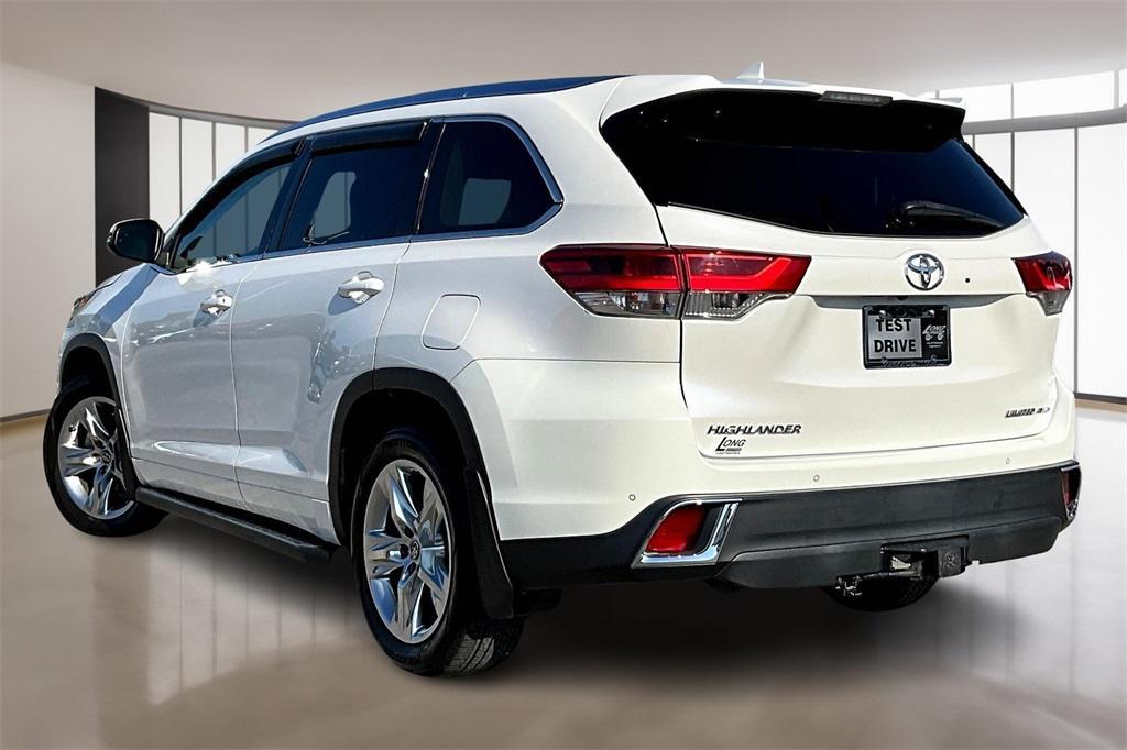 used 2018 Toyota Highlander car, priced at $28,200