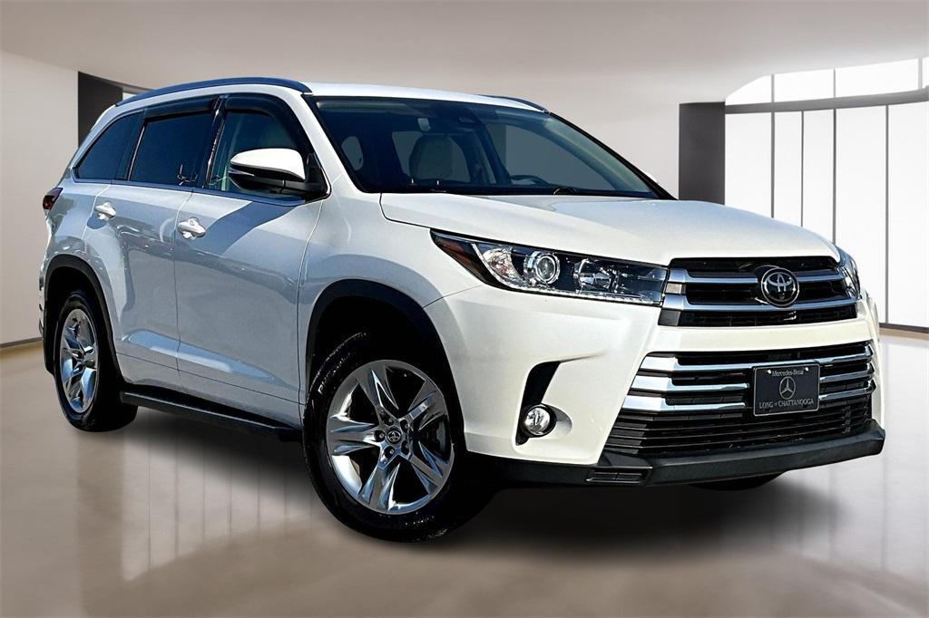 used 2018 Toyota Highlander car, priced at $28,200