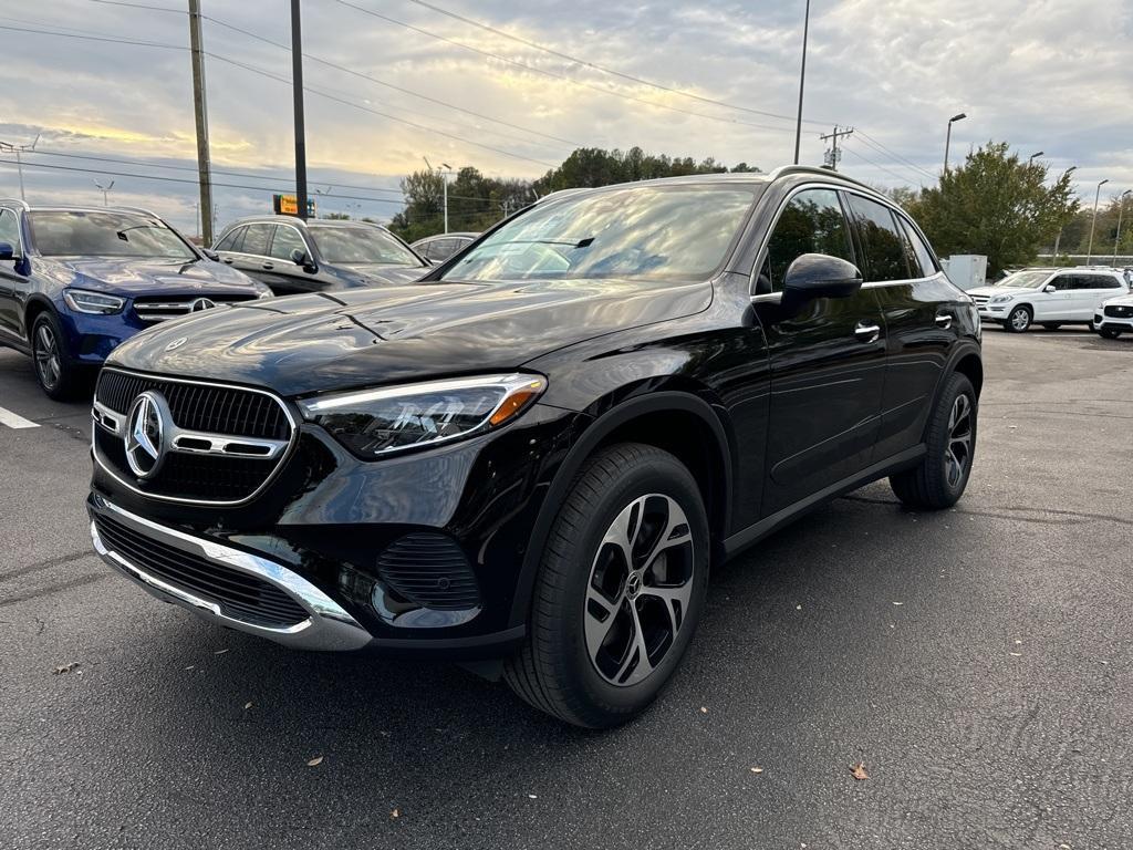 new 2025 Mercedes-Benz GLC 350e car, priced at $63,185