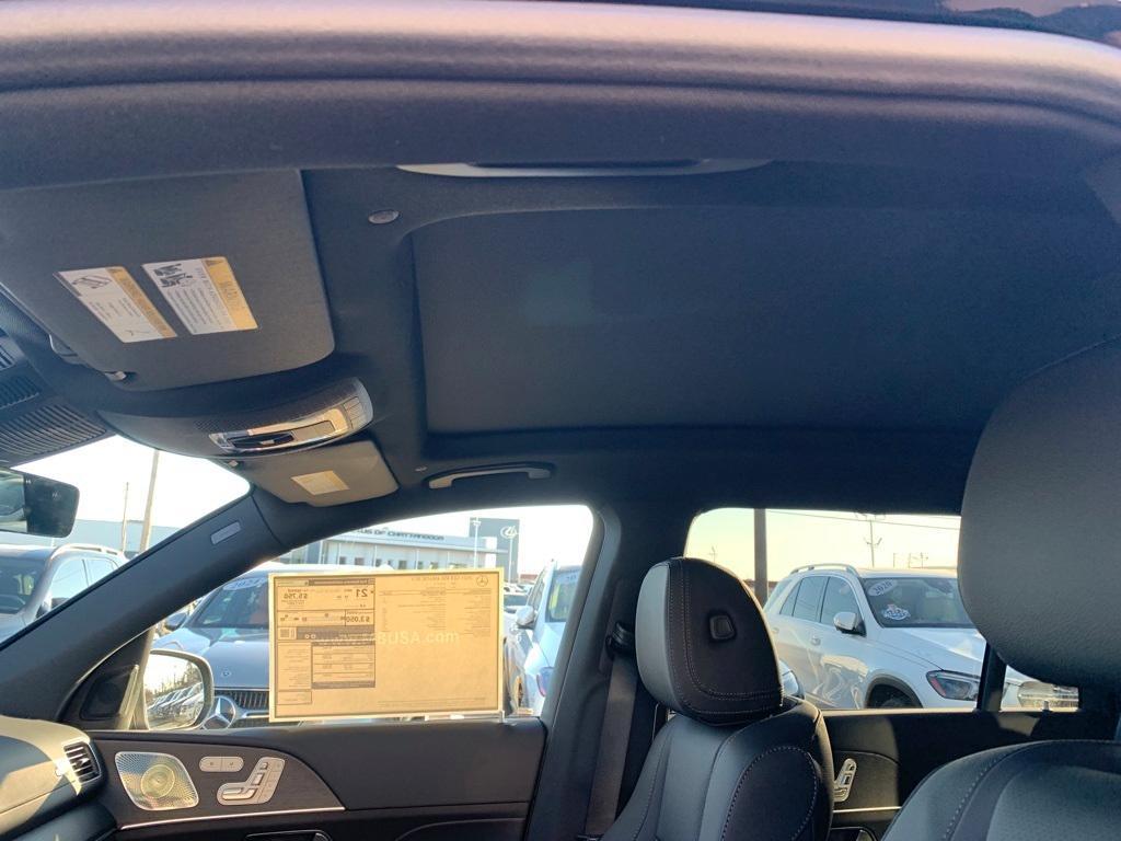 new 2025 Mercedes-Benz GLS 450 car, priced at $91,945