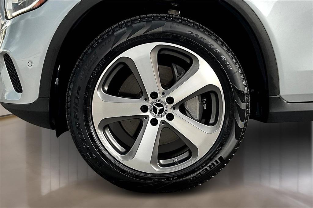 used 2022 Mercedes-Benz GLC 300 car, priced at $33,933
