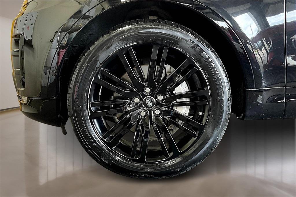 used 2020 Land Rover Discovery car, priced at $27,135