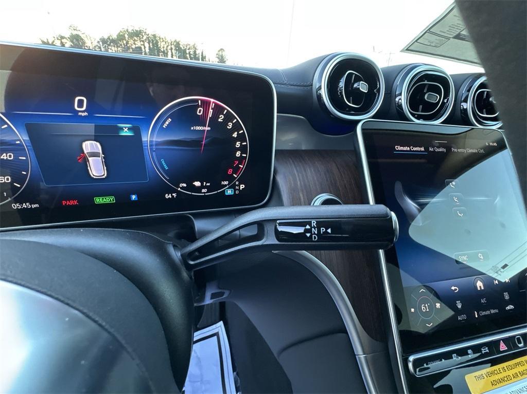 new 2025 Mercedes-Benz GLC 350e car, priced at $61,400
