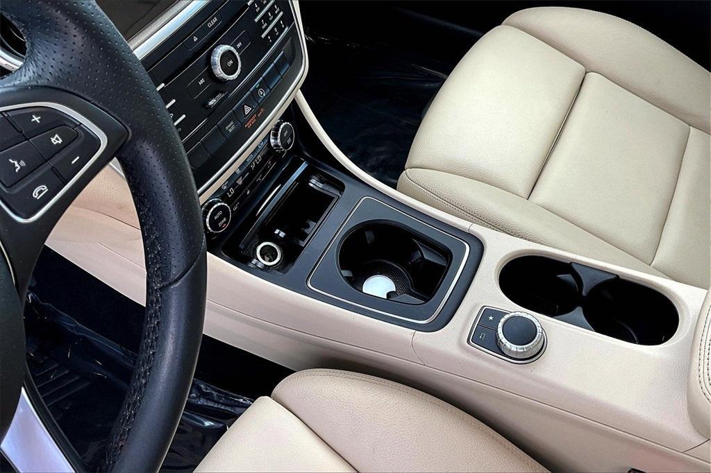 used 2017 Mercedes-Benz GLA 250 car, priced at $18,290
