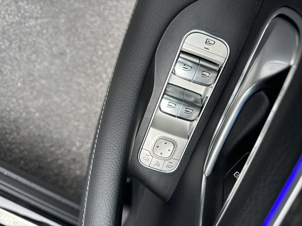 new 2025 Mercedes-Benz GLE 350 car, priced at $64,415