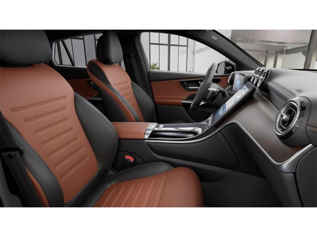 new 2025 Mercedes-Benz GLC 300 car