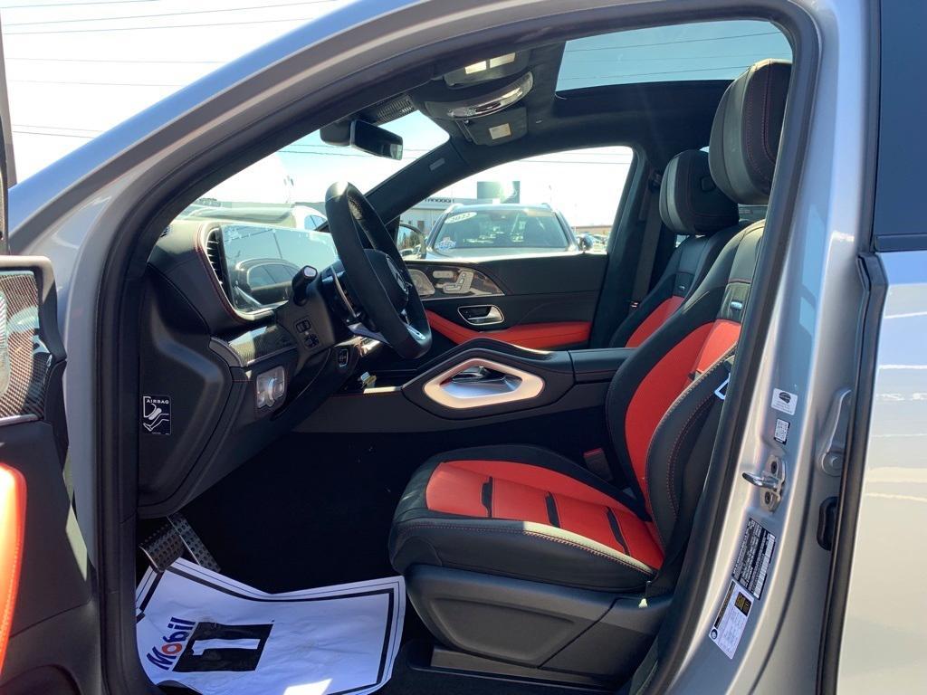 new 2025 Mercedes-Benz AMG GLE 63 car, priced at $137,995
