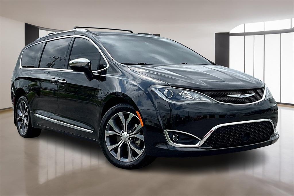used 2018 Chrysler Pacifica car, priced at $16,125