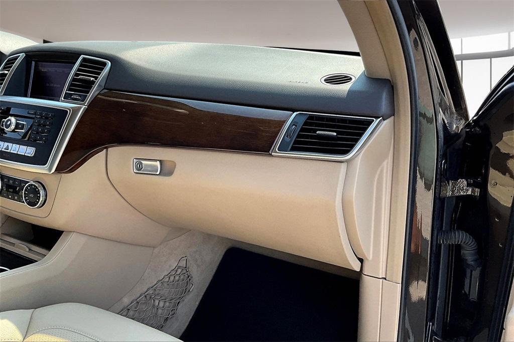 used 2013 Mercedes-Benz M-Class car, priced at $13,988