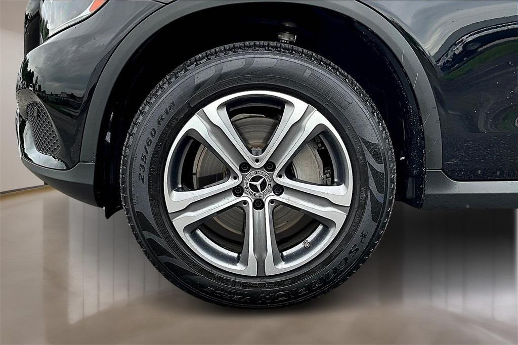 used 2019 Mercedes-Benz GLC 300 car, priced at $27,895